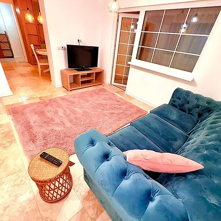 Apartment Ultracentral 1 *