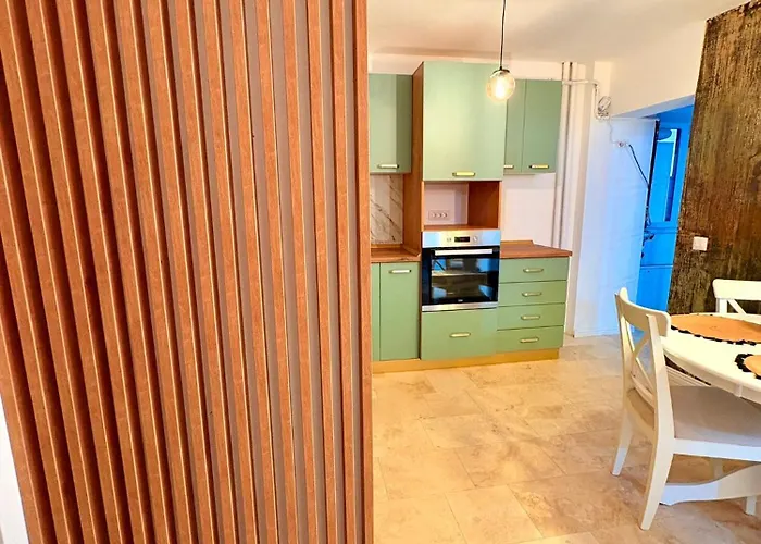 Apartman Ultracentral 1 *